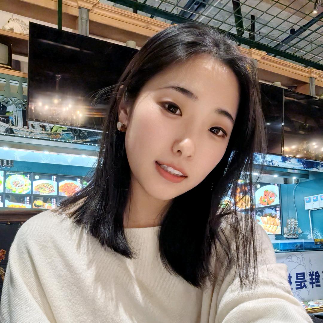 开心的白色丑桔