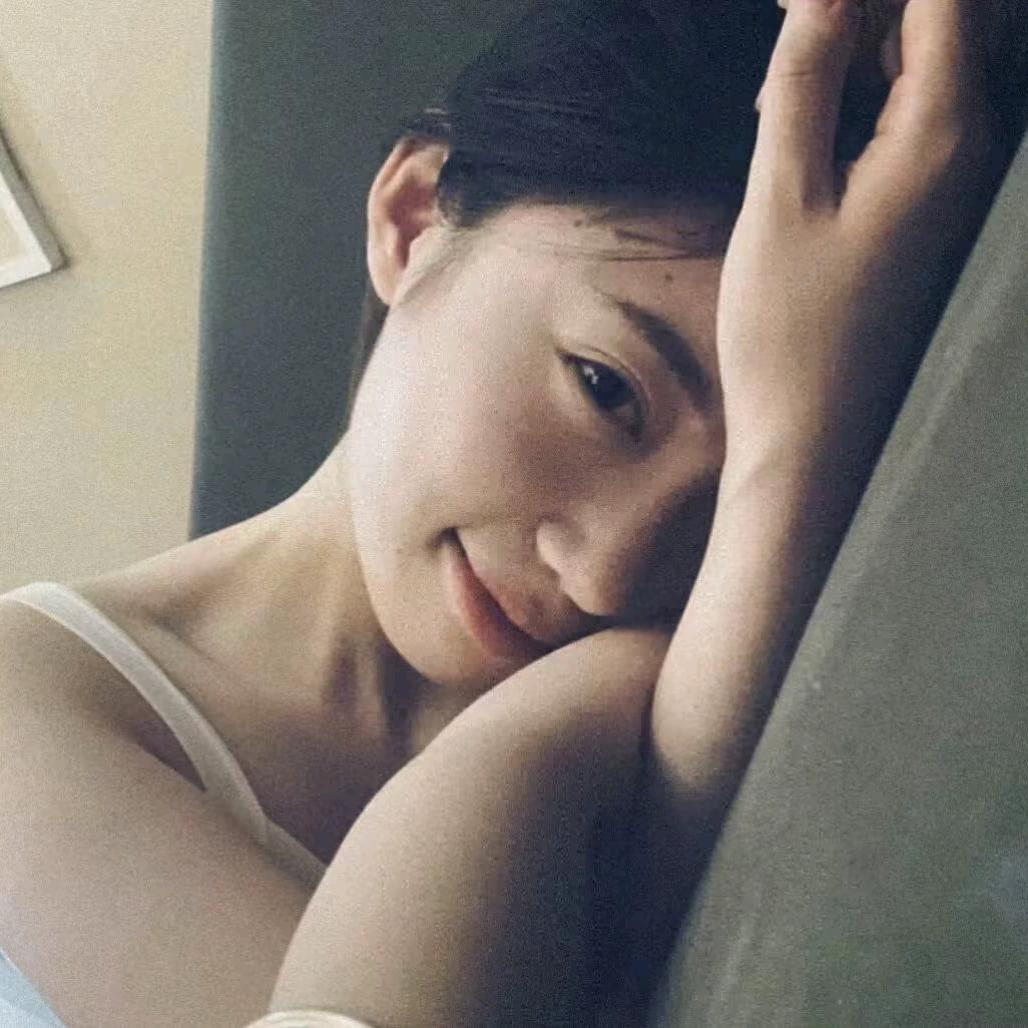 小伊.