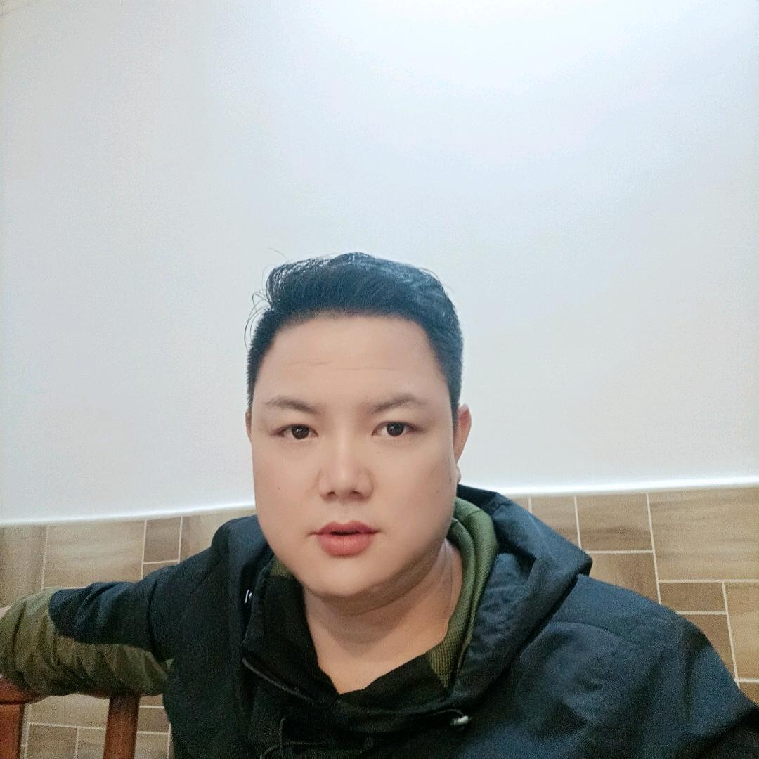 郴州顶豪高端岩板背景墙小周