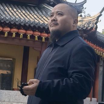 宁波胡子哥