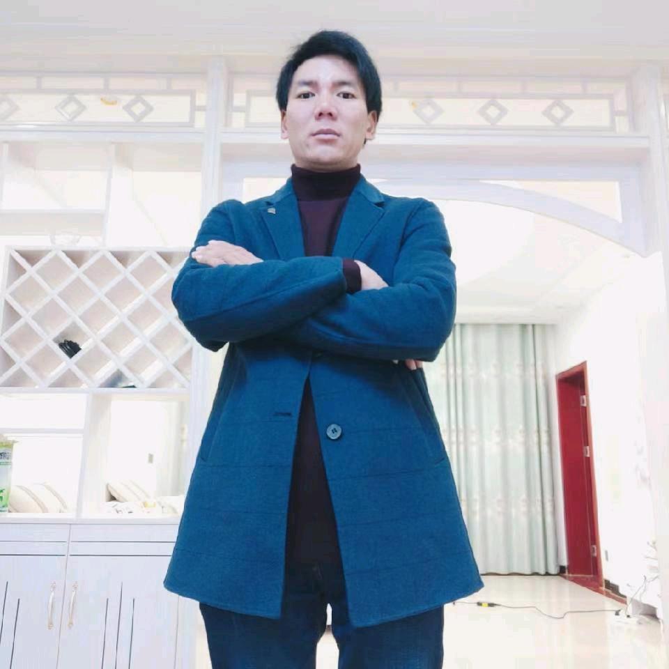 开心的我深⾬燕紛⾶