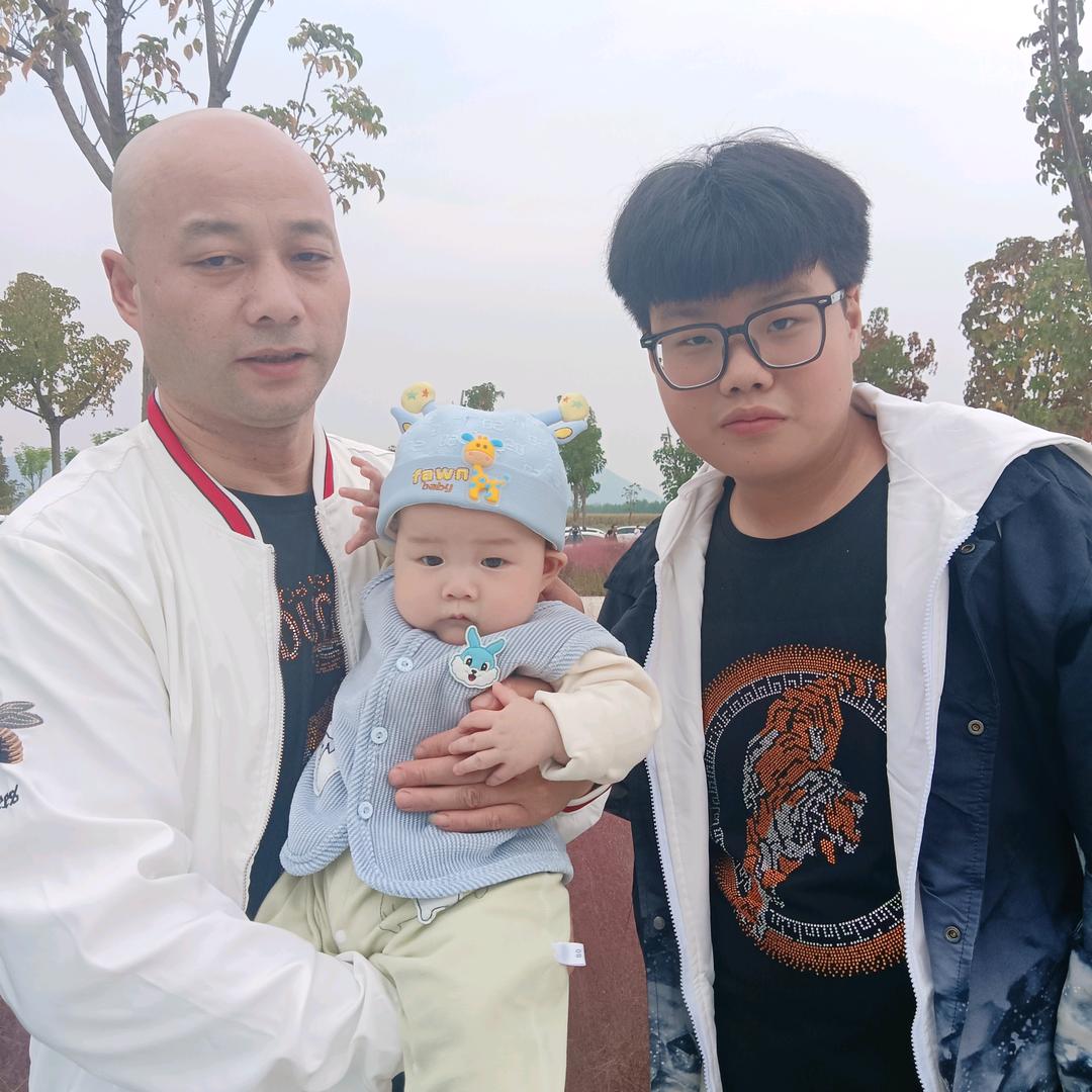 👉气✪宇✪轩✪洋👈🐰🐰