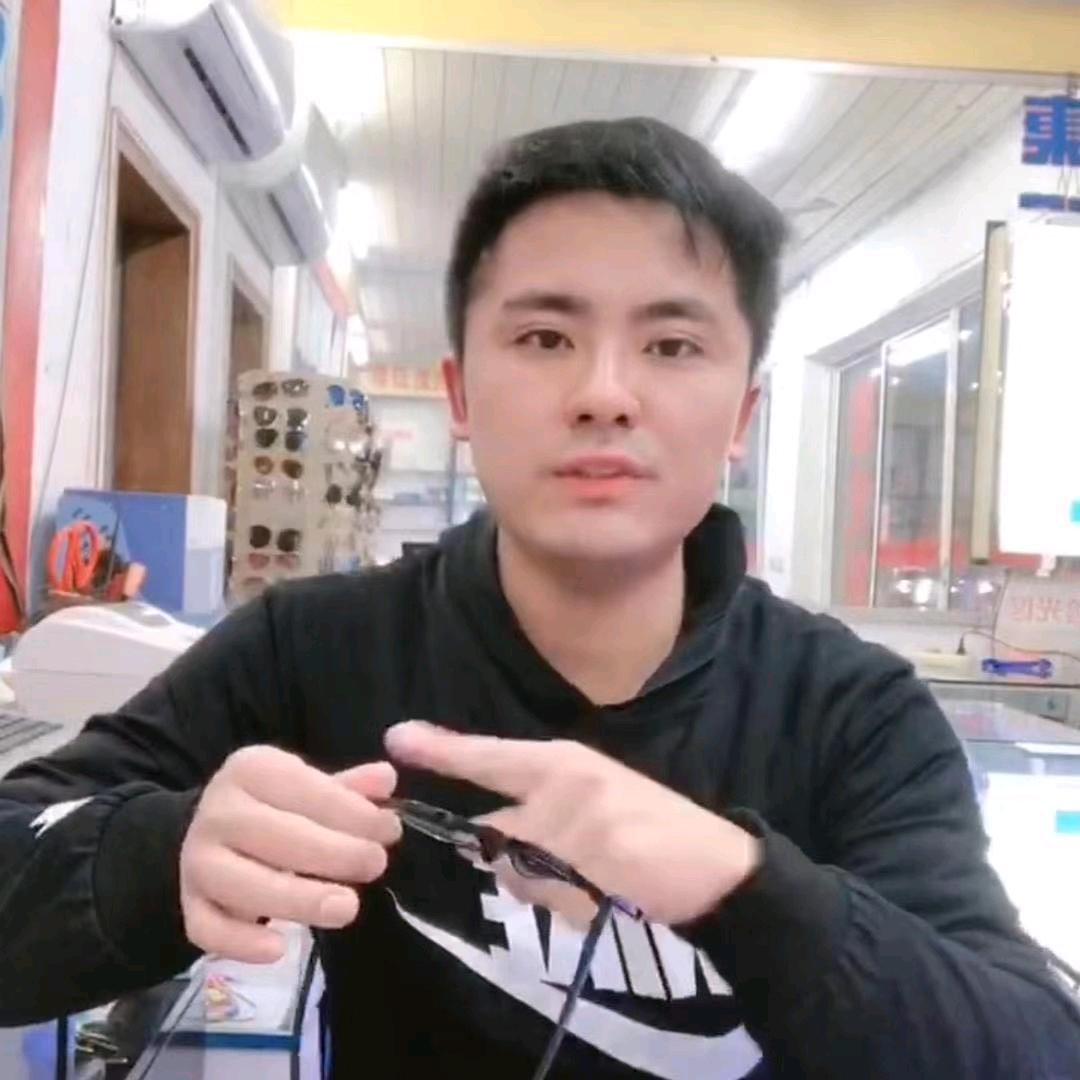 新堂眼镜工厂店