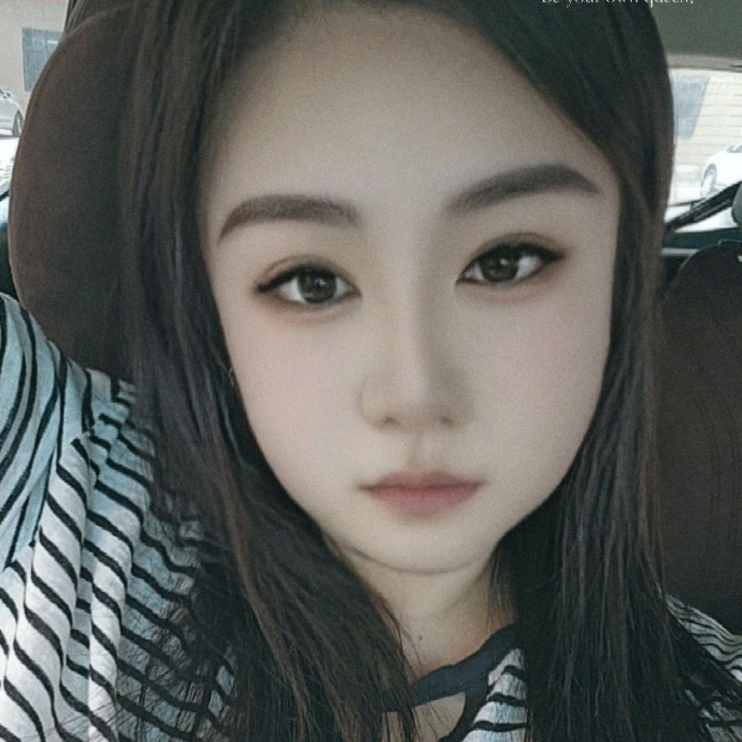 小  鹤 🥰 🤣 🥰