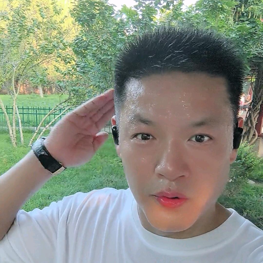 爱上青山🏃🏻爱上跑步