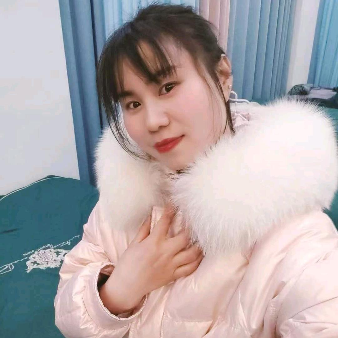 容容