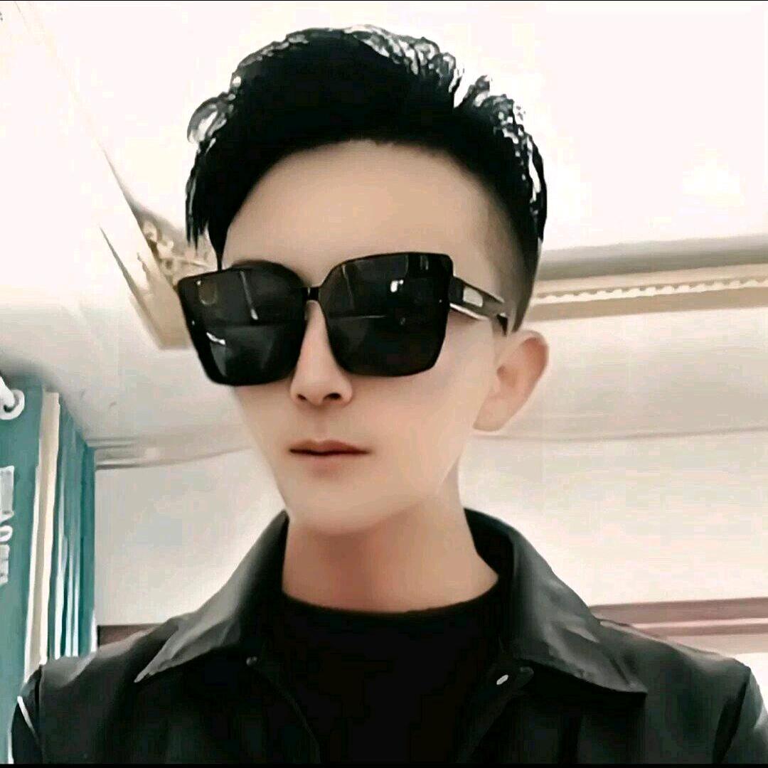 侯子