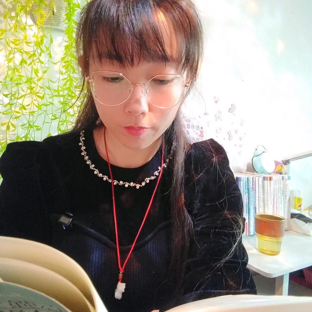 旦旦读书（周一到周五早上九点半直播）