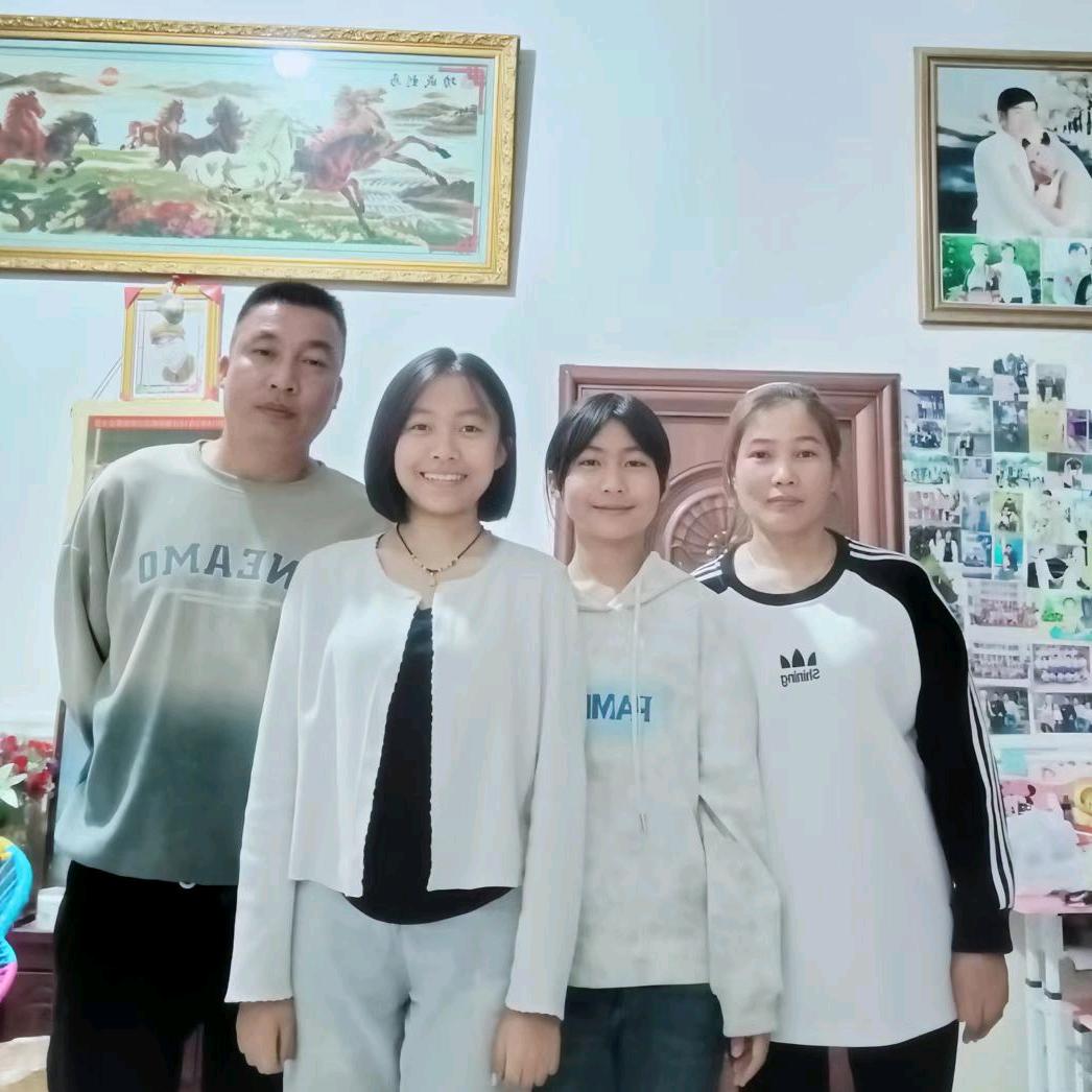 未来可期相信自己。