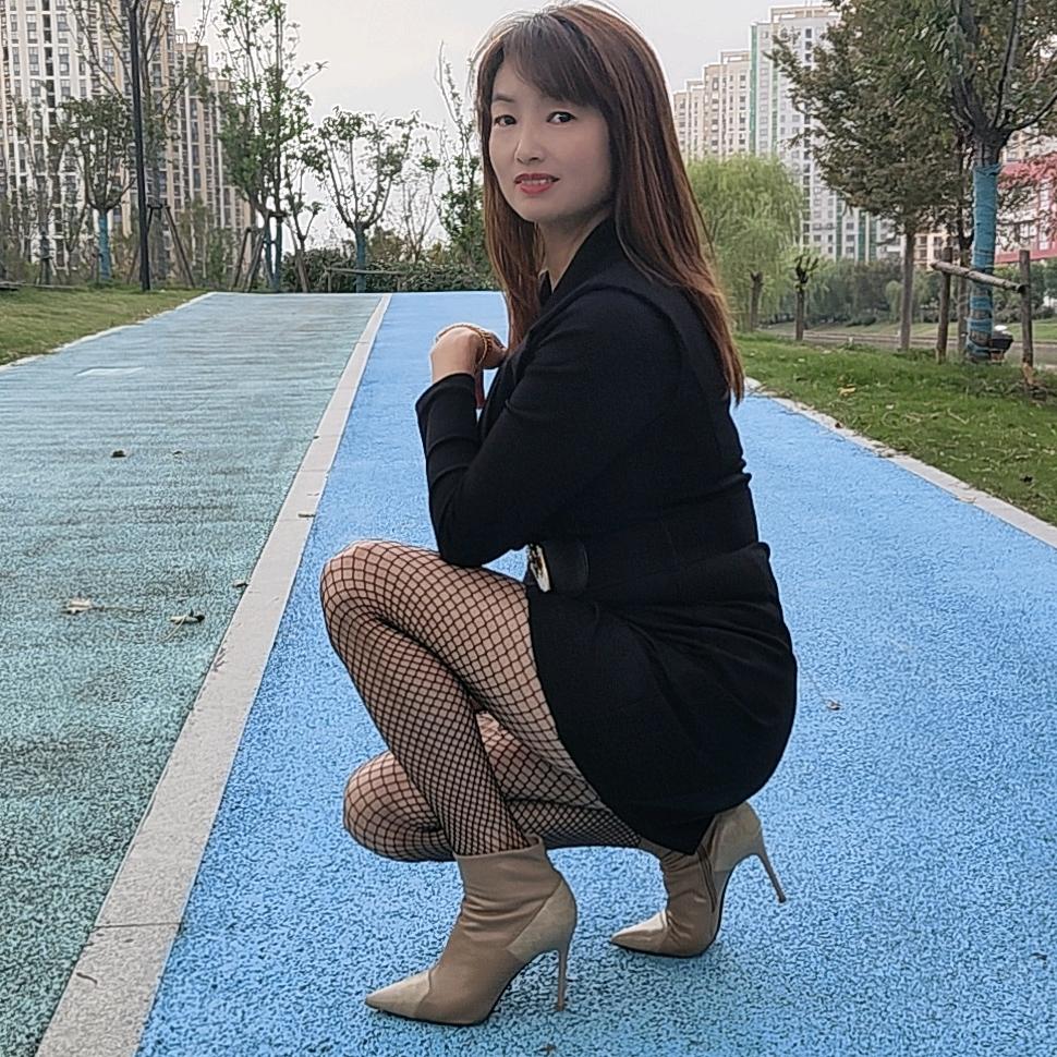 @蓝咦🌹