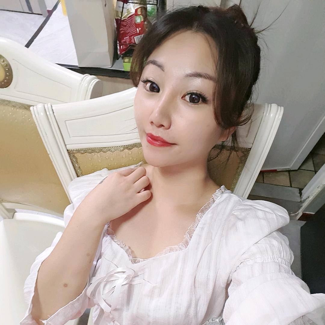 爱吃糖渍柠檬的徐鹏头像