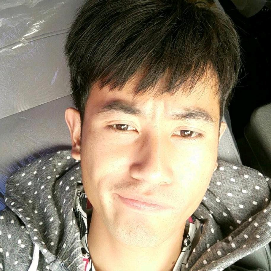 稻田里的稻草人