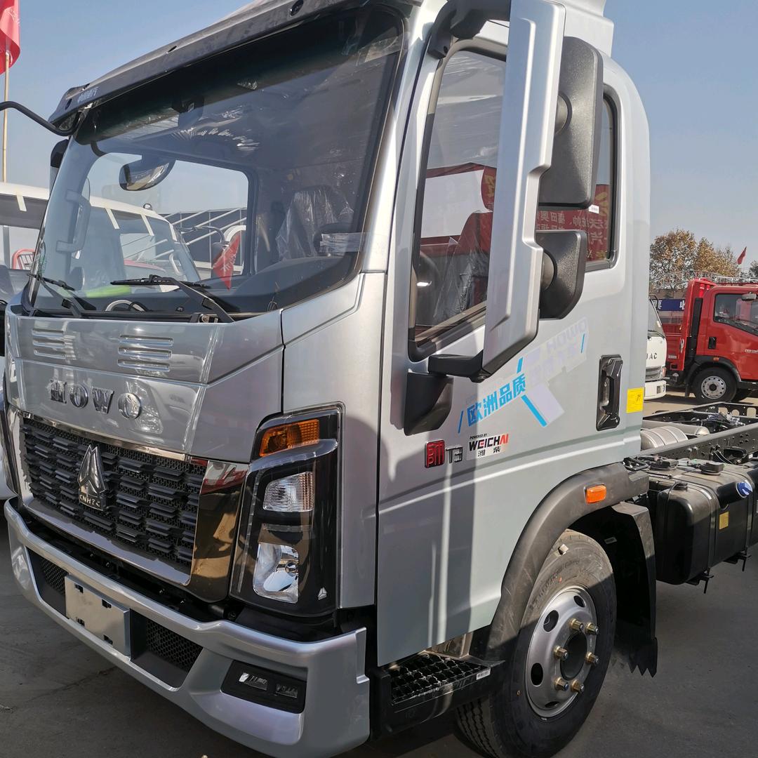 华启车脚垫批发店