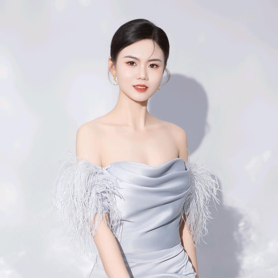 汽车与生活 莉莉主播