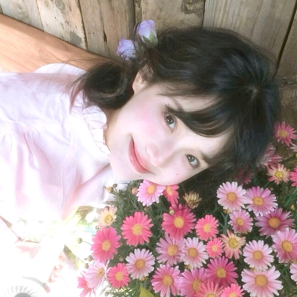 ʚ/•᷅•᷄\ɞ