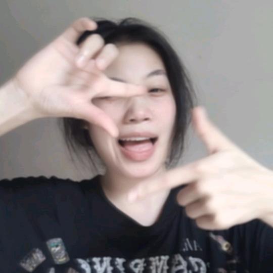 憨憨的咩咩