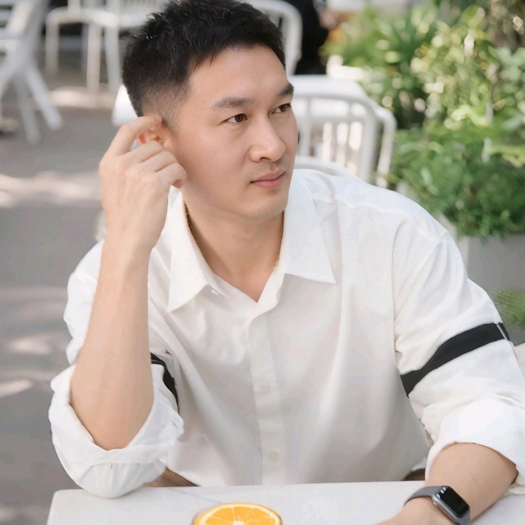 痘痘·印坑坑·妊纹纹·疤痕管理