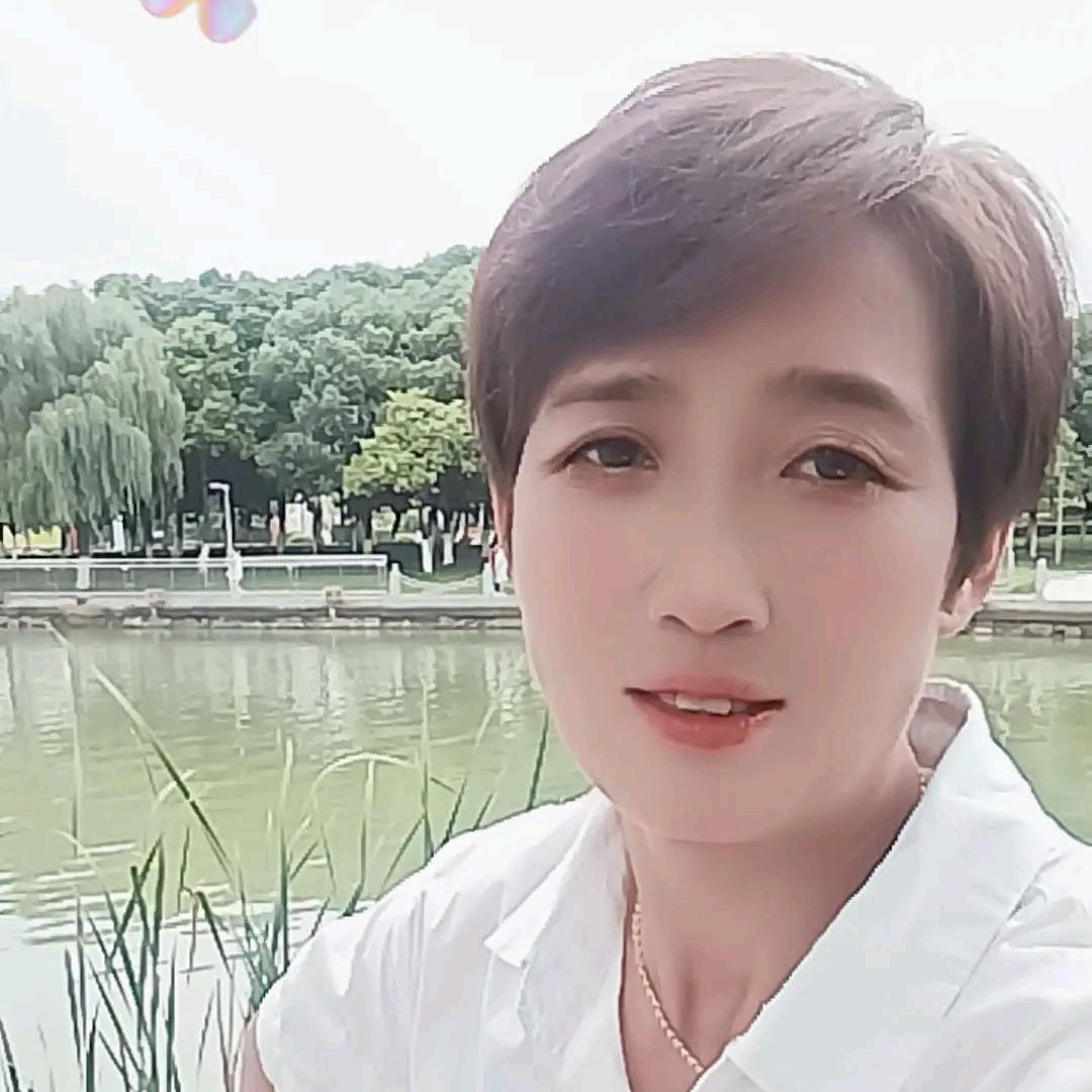 邓姐🐰爱抖音🌹