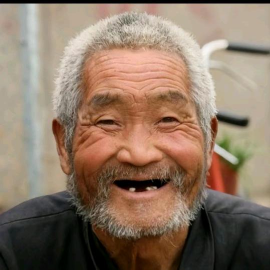 @主播，你的美颜掉了！