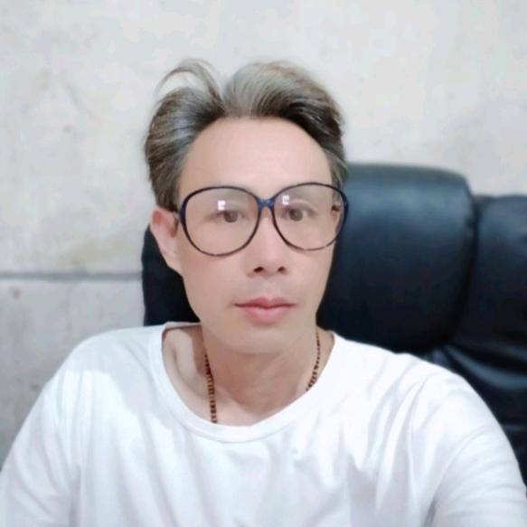 关中辉哥（笑看风云）