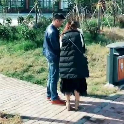 李拜天不收礼，没空。