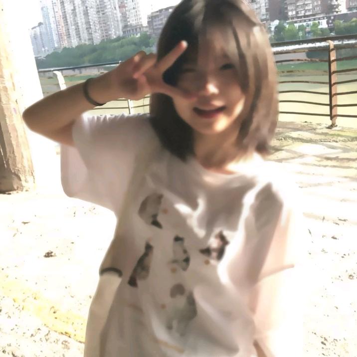 吐泡泡⁰º⁰º⁰