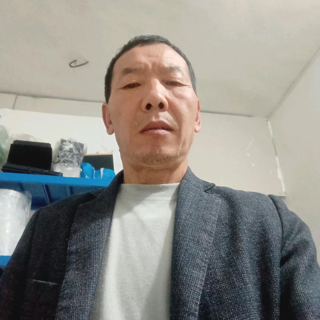 跑调大叔
