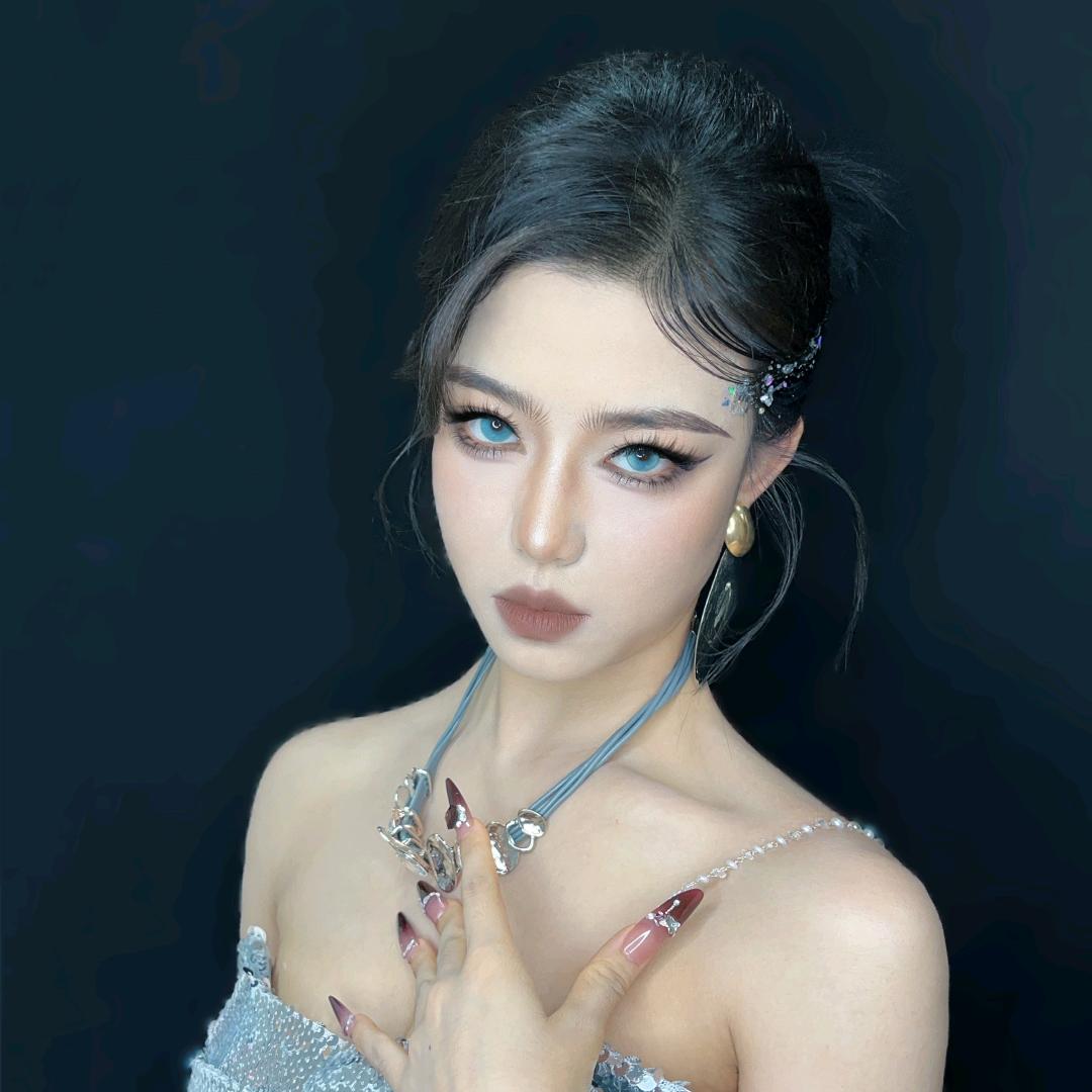 酷吧小潘潘