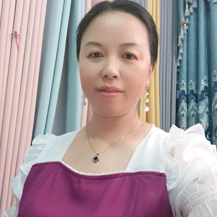 邓红英窗帘