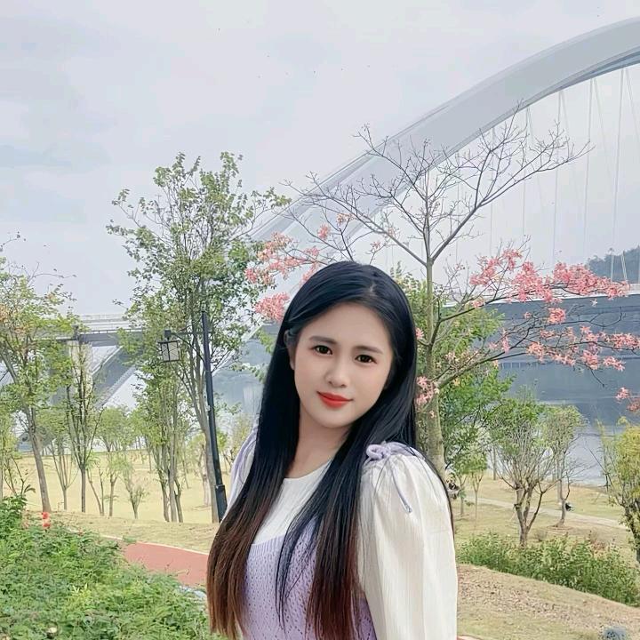 姿姿代号CEO