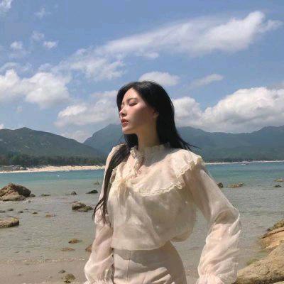 商品在橱窗～山不向我走来
