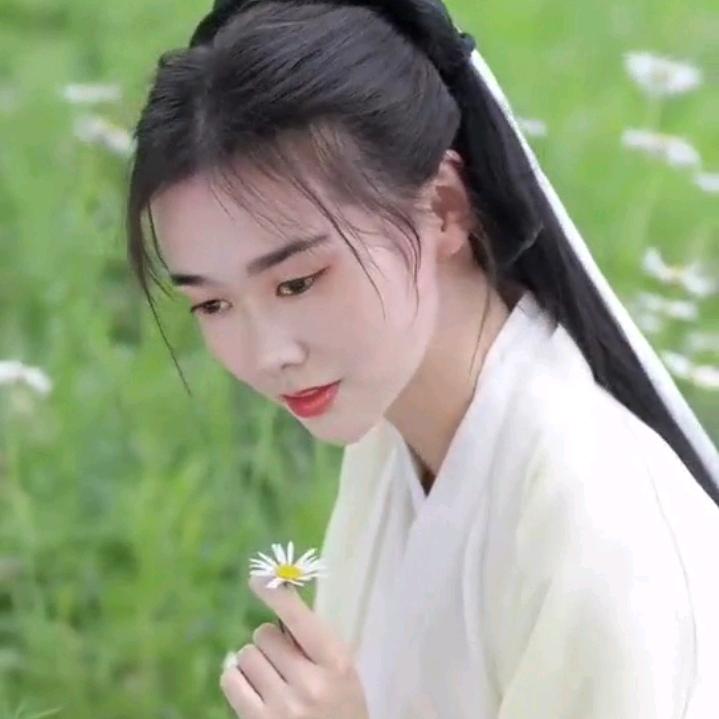 静💄静