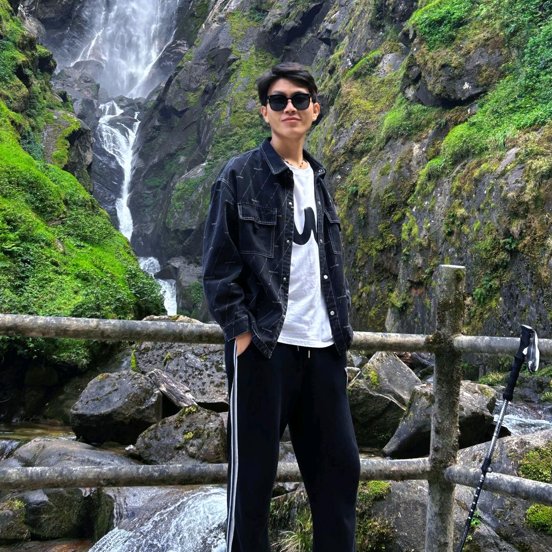 小吴男生酷装铺