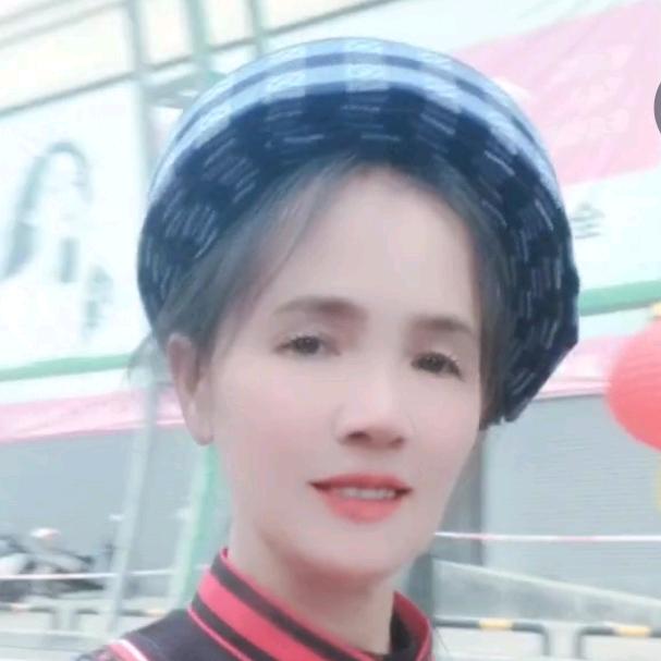 贵州布依女