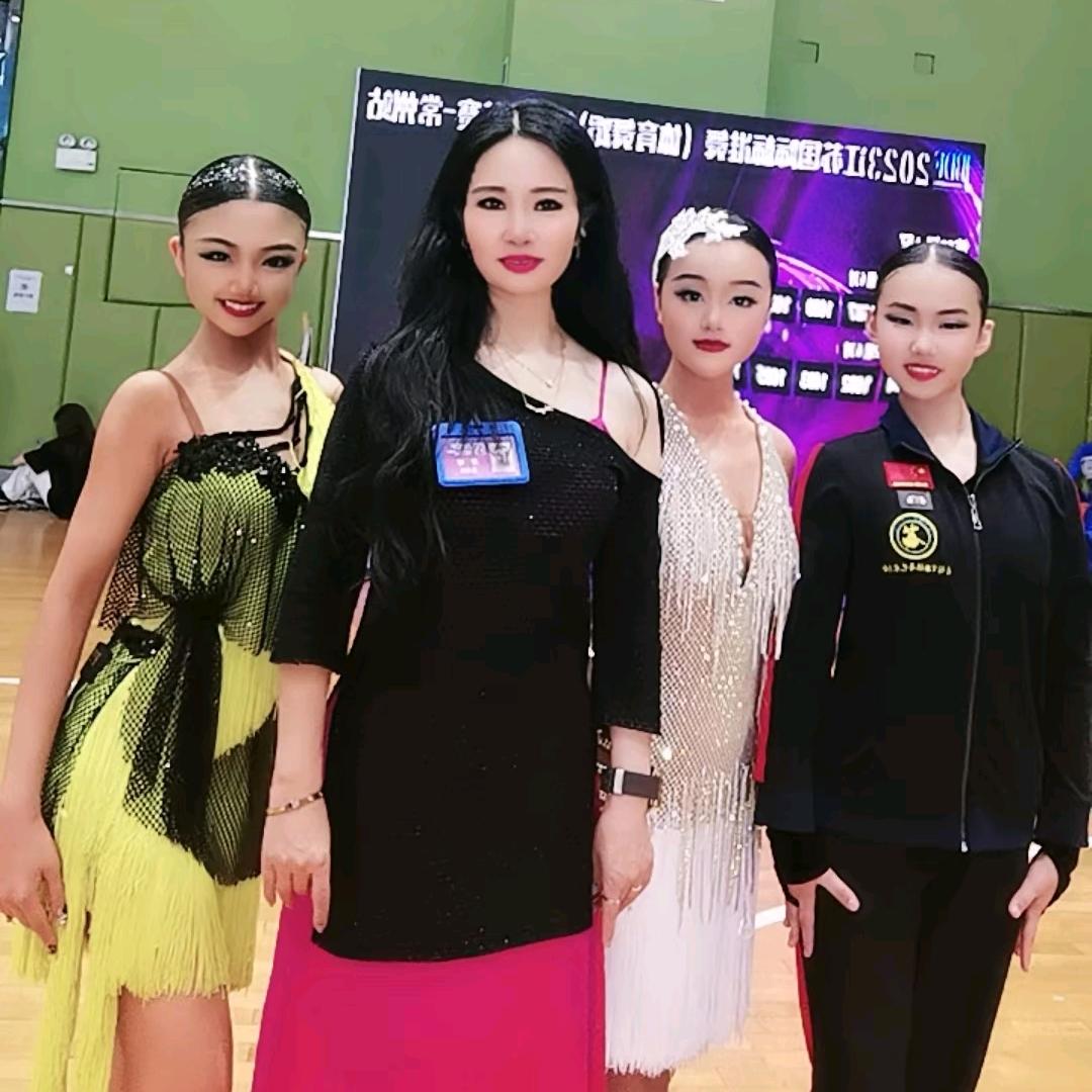 无锡拉丁舞杨老师