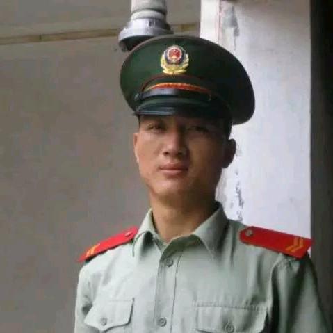 梨子在里士满弹吉他🎸