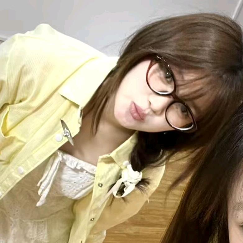 余涵蒽.（灰灰）