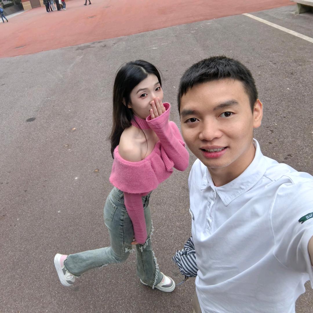 努力挣钱给小袁花