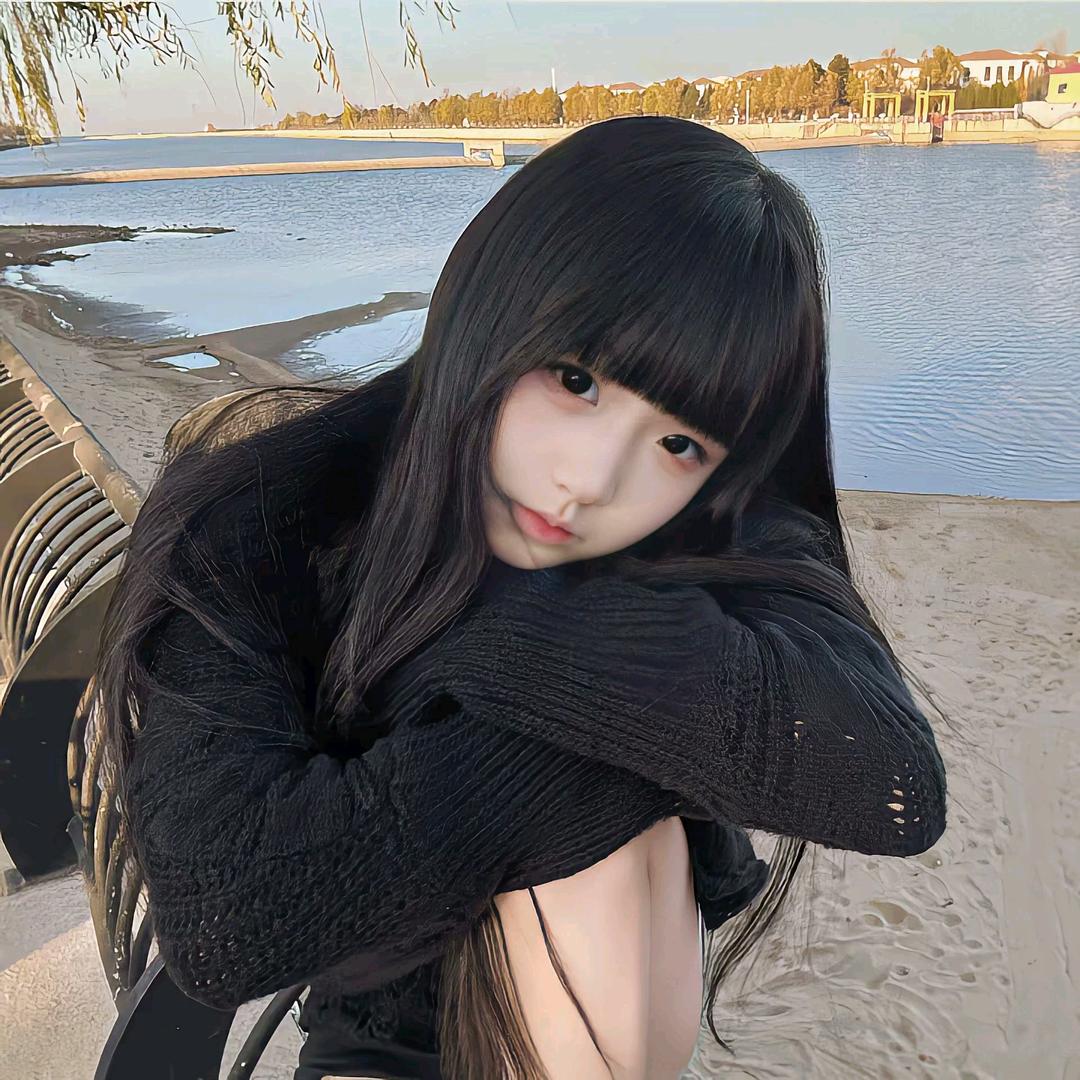 卖萌被骂死装货