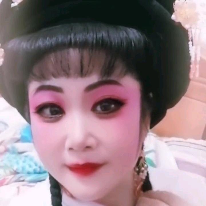 微笑甜蜜
