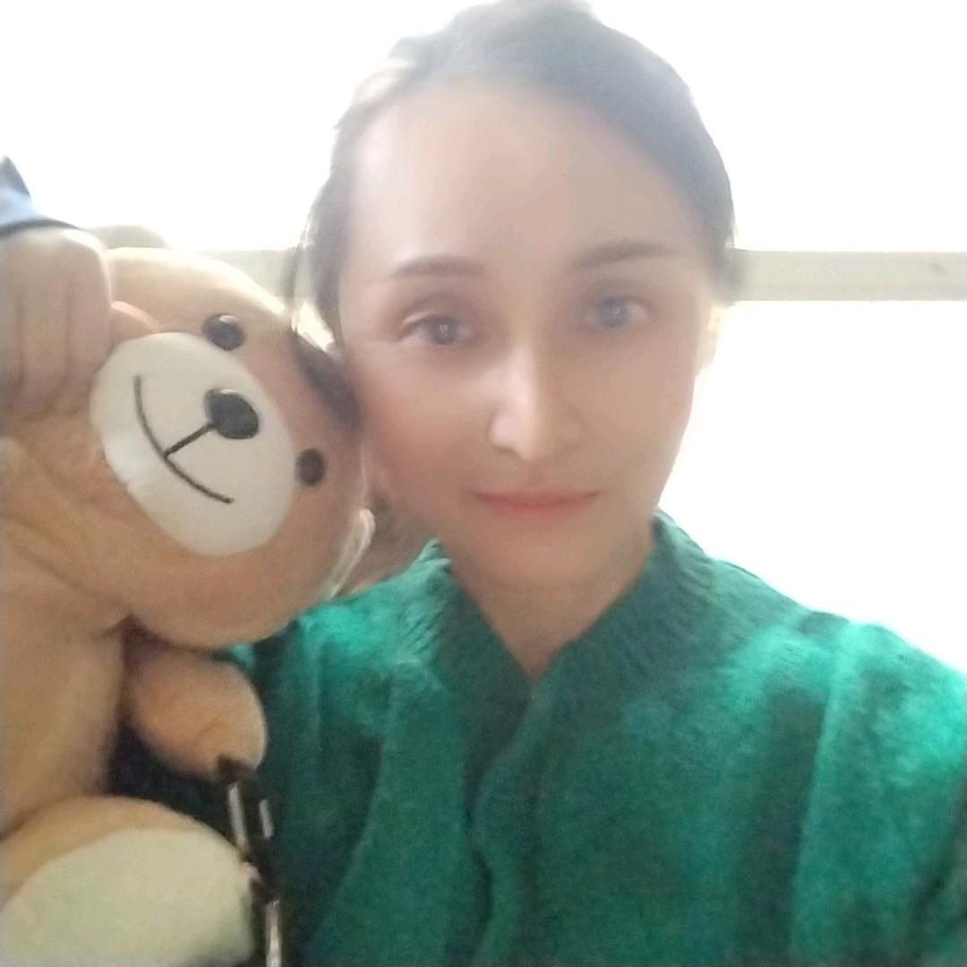 开心快乐的阿敏