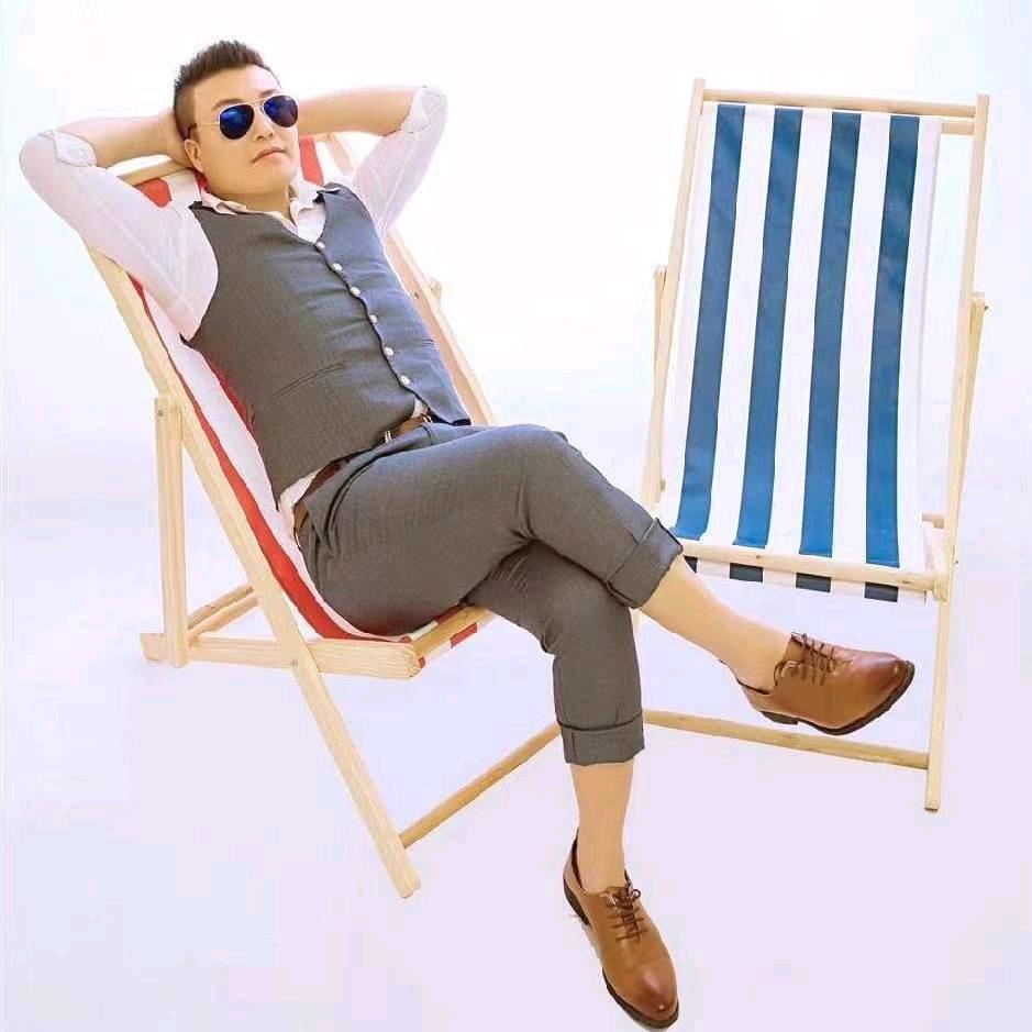 笑星疯子–周星星