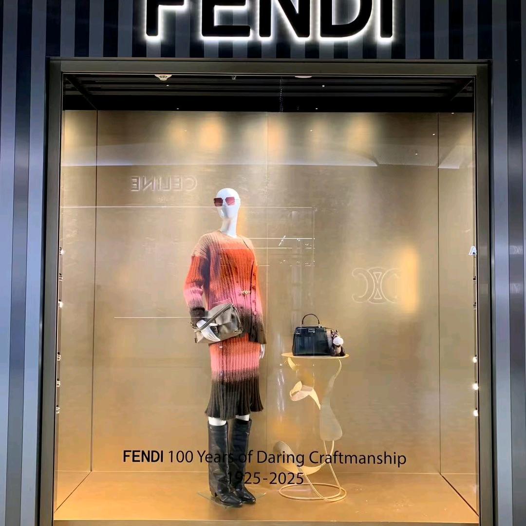 FENDl 0utIet（海）