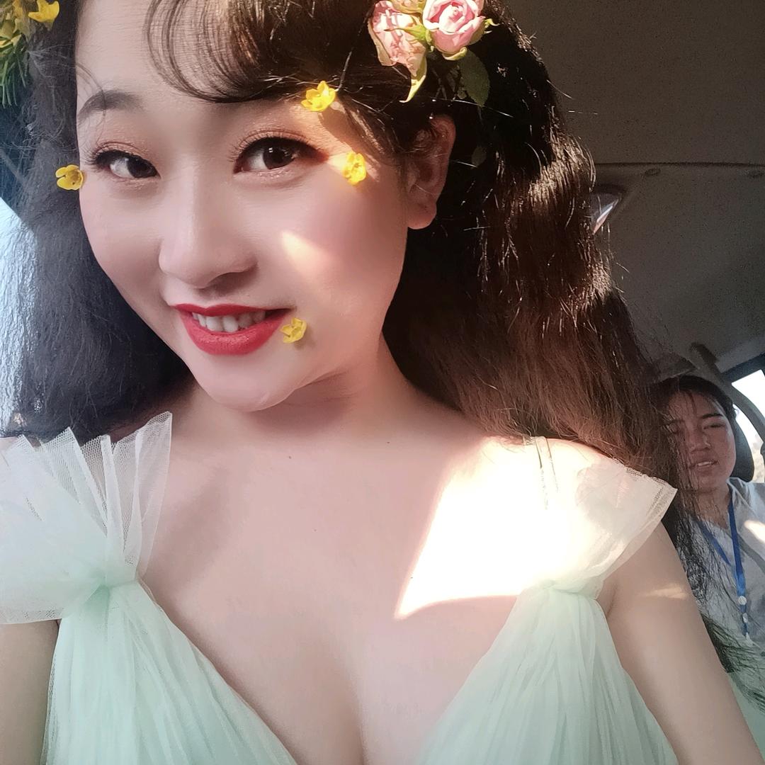 云南姑娘 - 黛妮宠