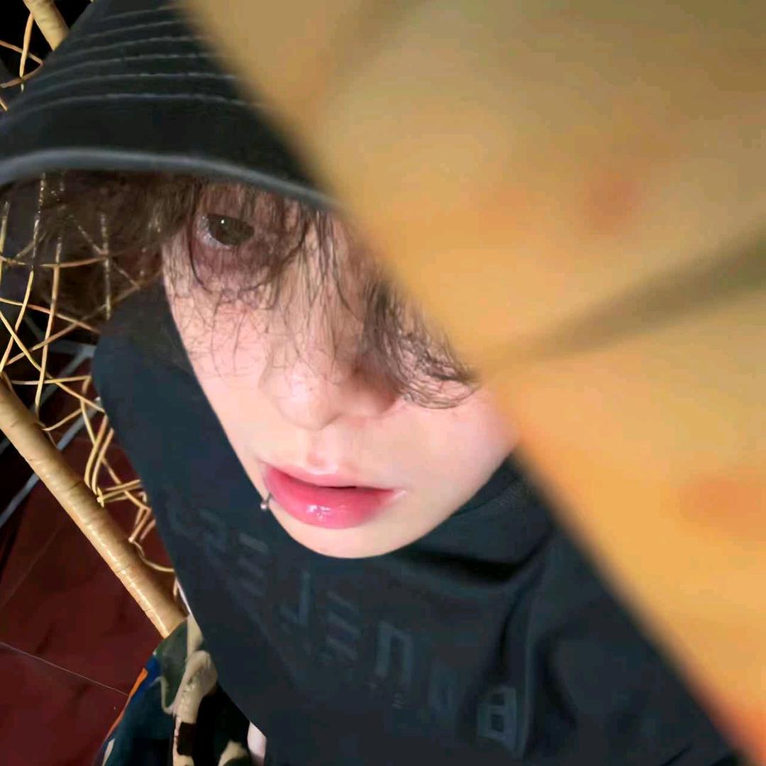 一天要喝八杯水