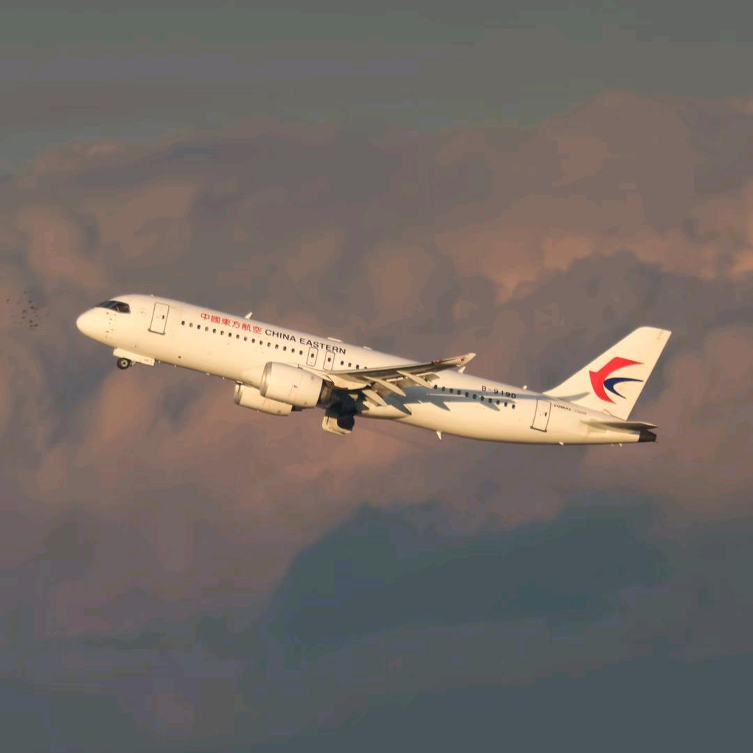 一架东航的C919