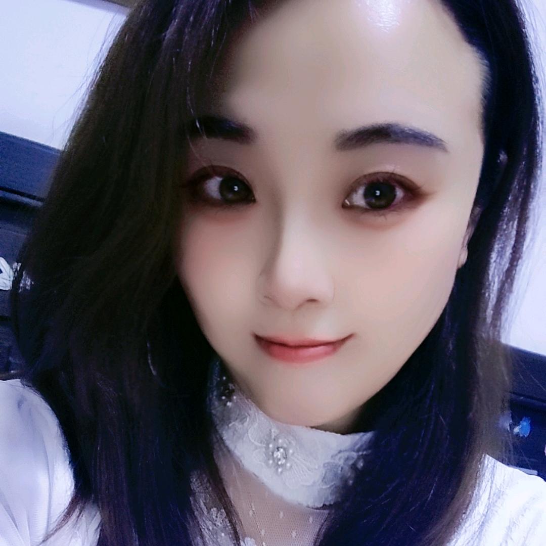 爱笑的🐷🐷💝💖💞