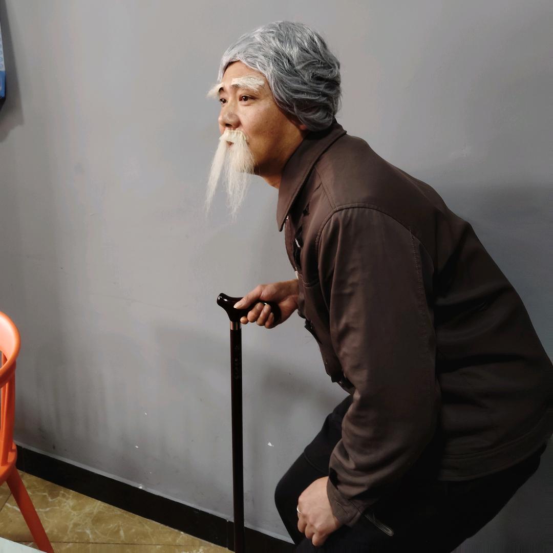 周益平❤️挑着担子走天涯