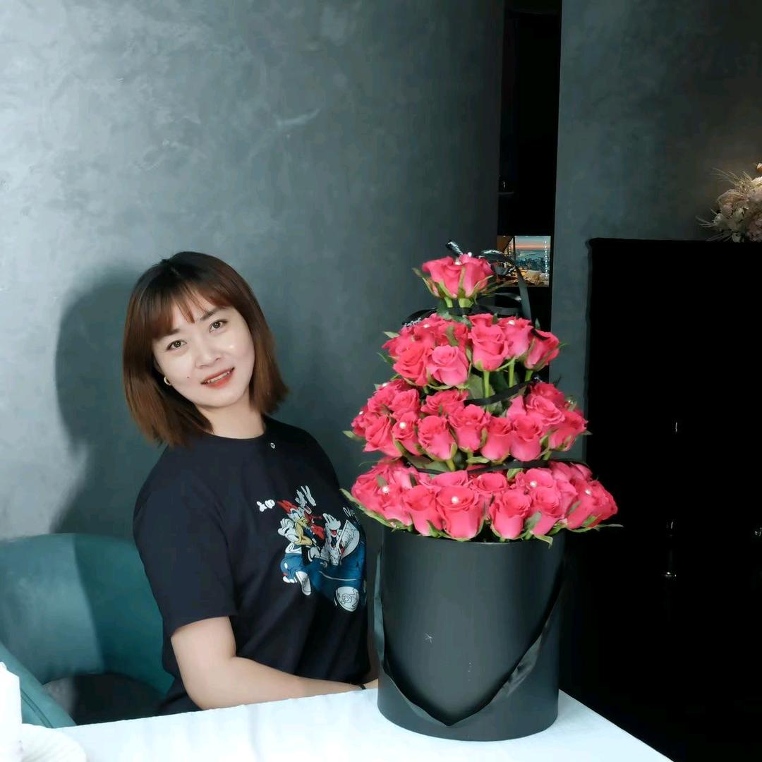 颜小仙儿🧚‍♀️