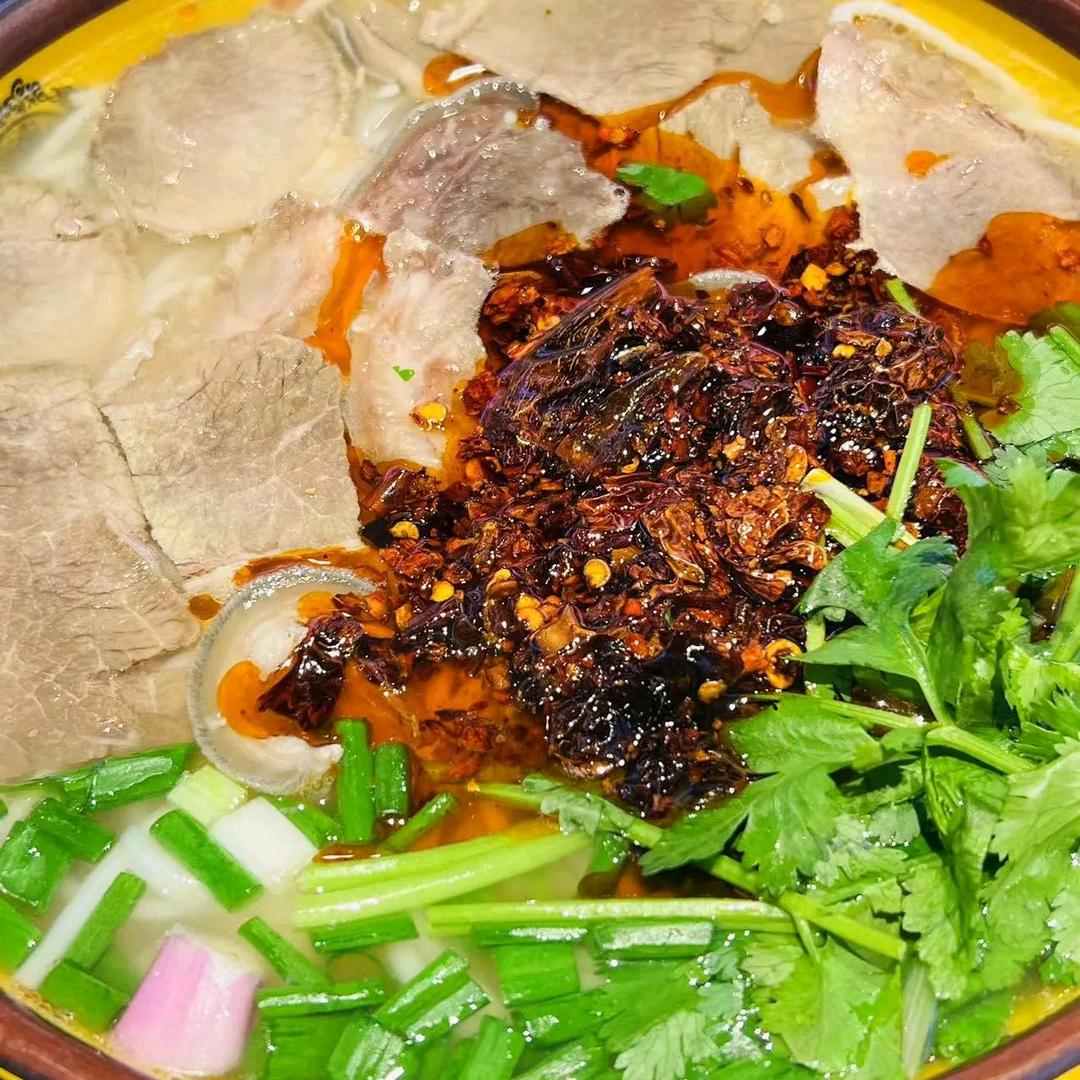 骆记水城羊肉粉